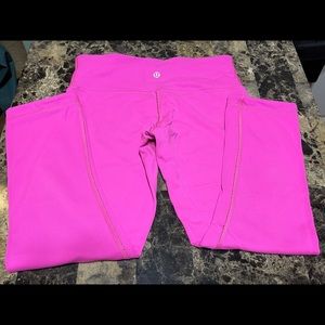 Lululemon reversible cropped leggings